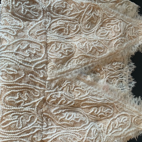 White dress- Perf for wedding/bride activities - Picture 4 of 4